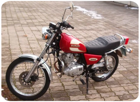 Suzuki GN125